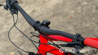 Specialized Traverse SL handlebar installed on a bike
