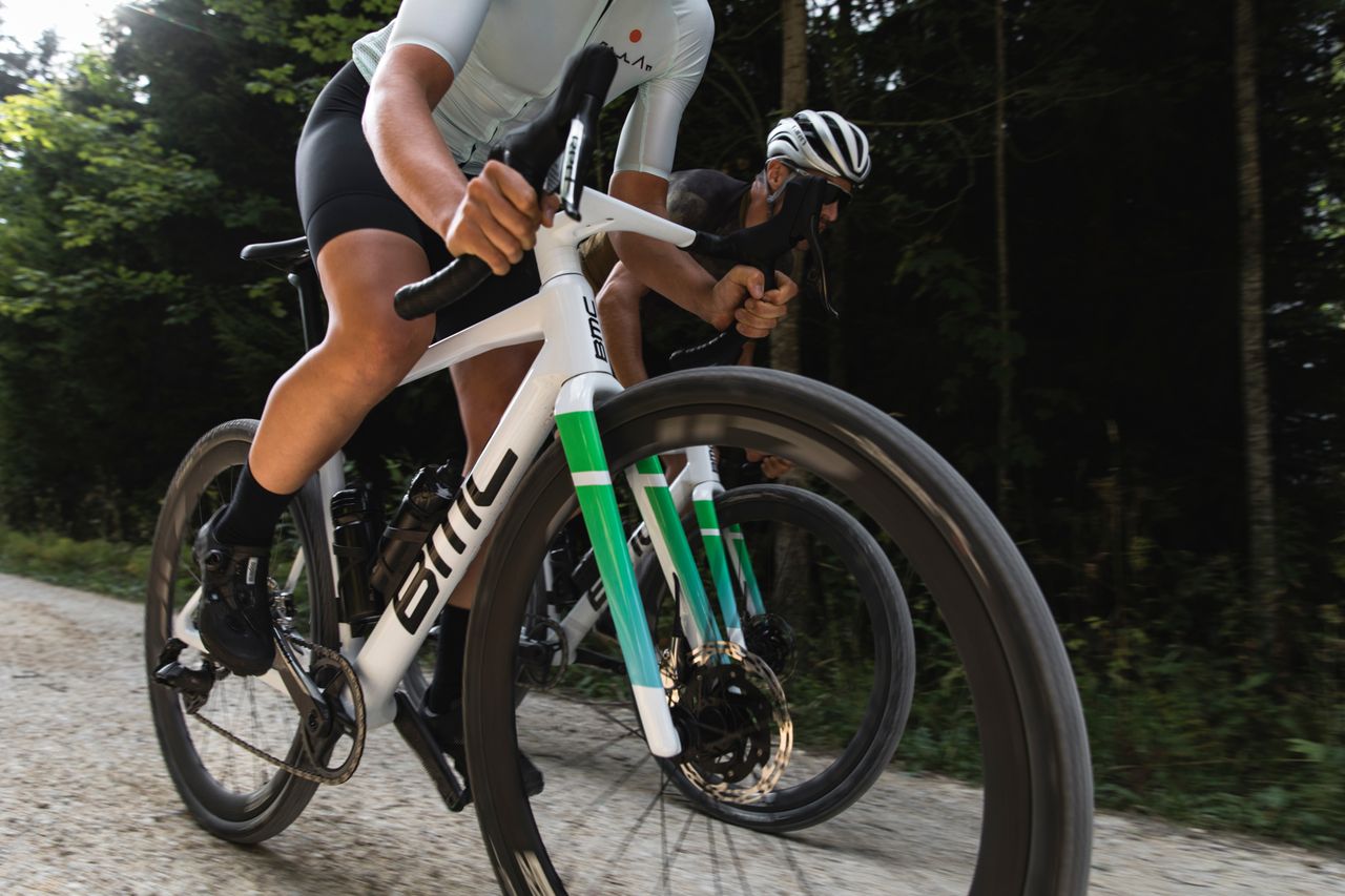 BMC&#039;s Kaius 01 gravel race bike in action