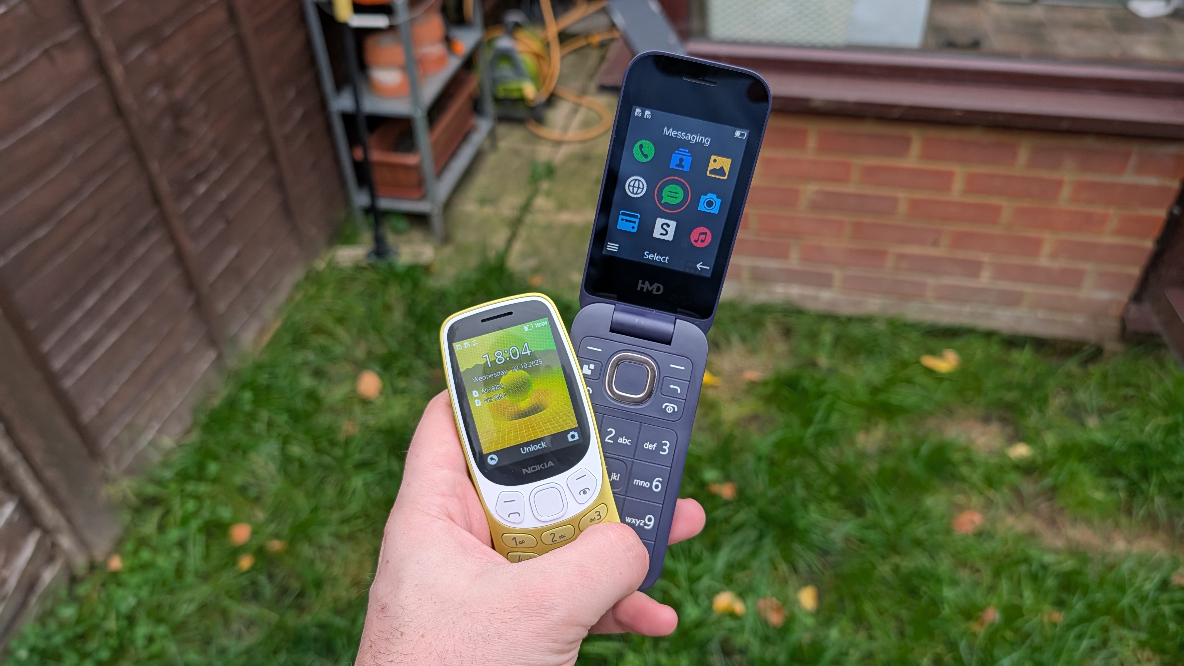 nokia 3210 and hmd flip 2600 with pixel 10 pro