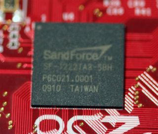 SandForce SF-1200 controller (x4)