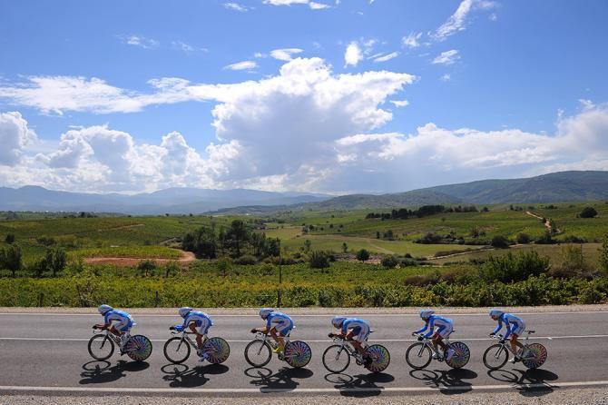 Team Ecuador had impressive looking read disc wheels