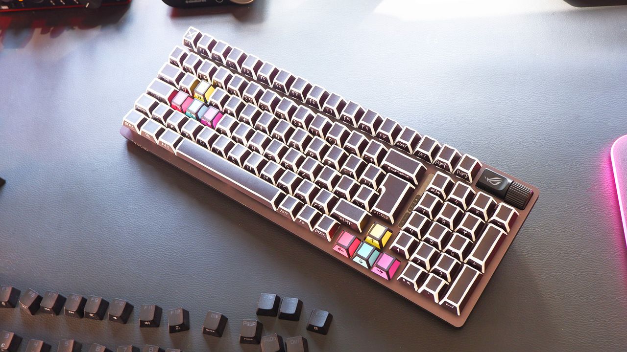 Glorious KeyCapsules keycap set, GPBT Sketch, on a gaming keyboard.
