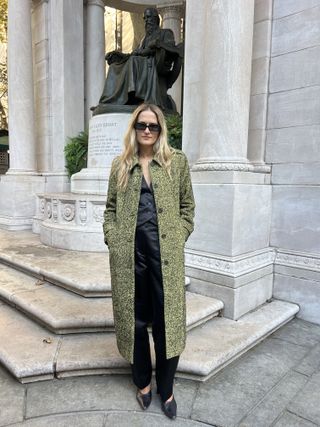 @elizagracehuber wearing green printed coat