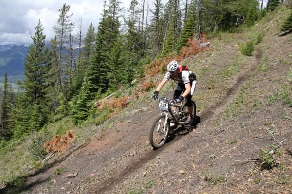 Flatlander Jeremy Simmons of Trek Store Barries shows some descending skills.