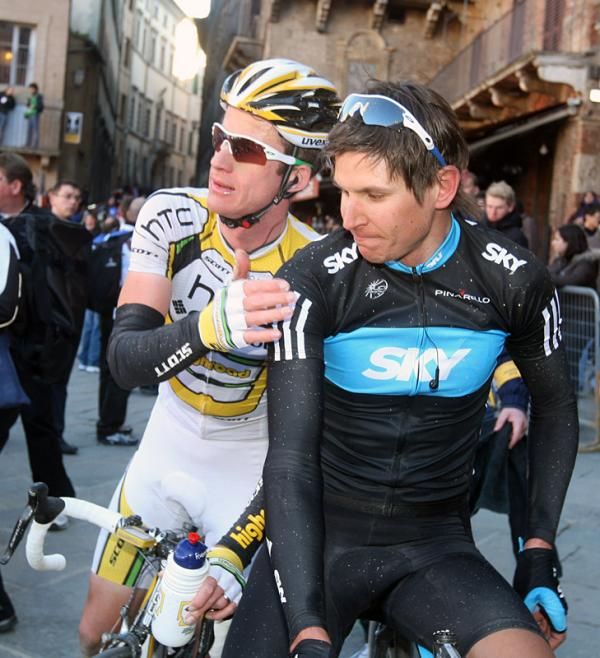 Michael Rogers (HTC - Columbia) and Thomas L&ouml;fkvist (Sky) chat after the finish.