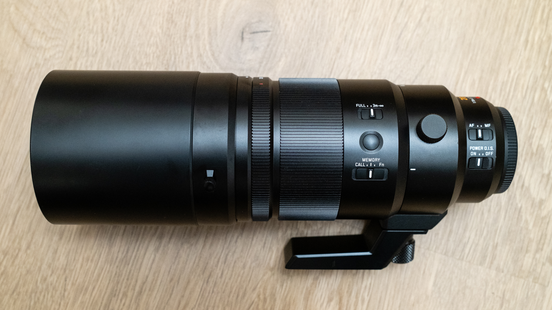 Panasonic Leica DG Elmarit 200mm f/2.8 POWER O.I.S.