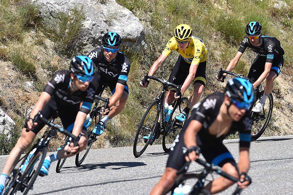 Team Sky lead the field for yellow jersey Chris Froome