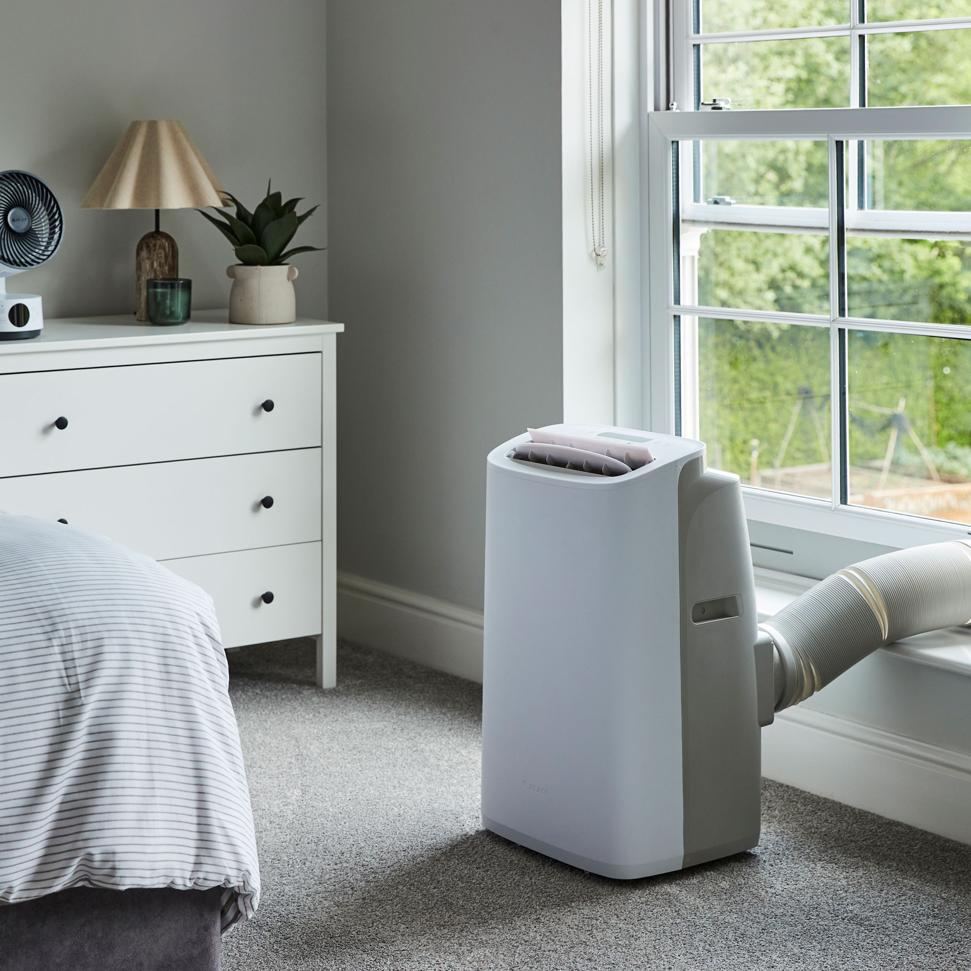 Meaco Cirro portable air conditioner in bedroom