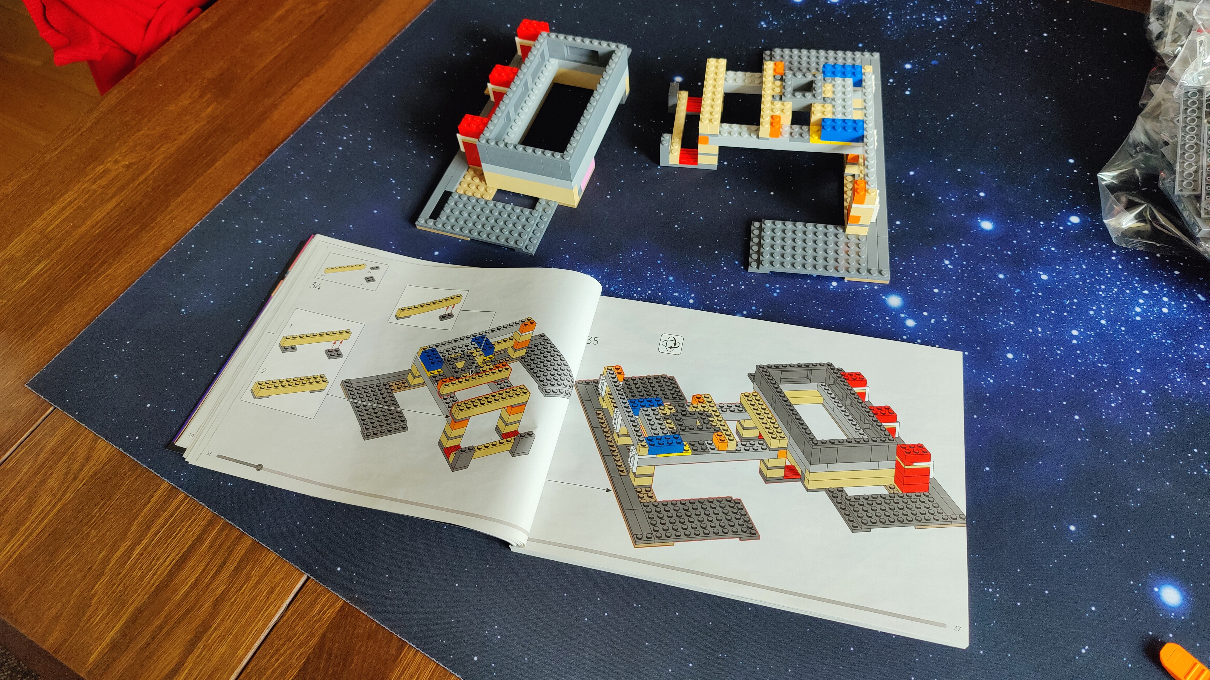 Lego NASA Artemis Space Launch System