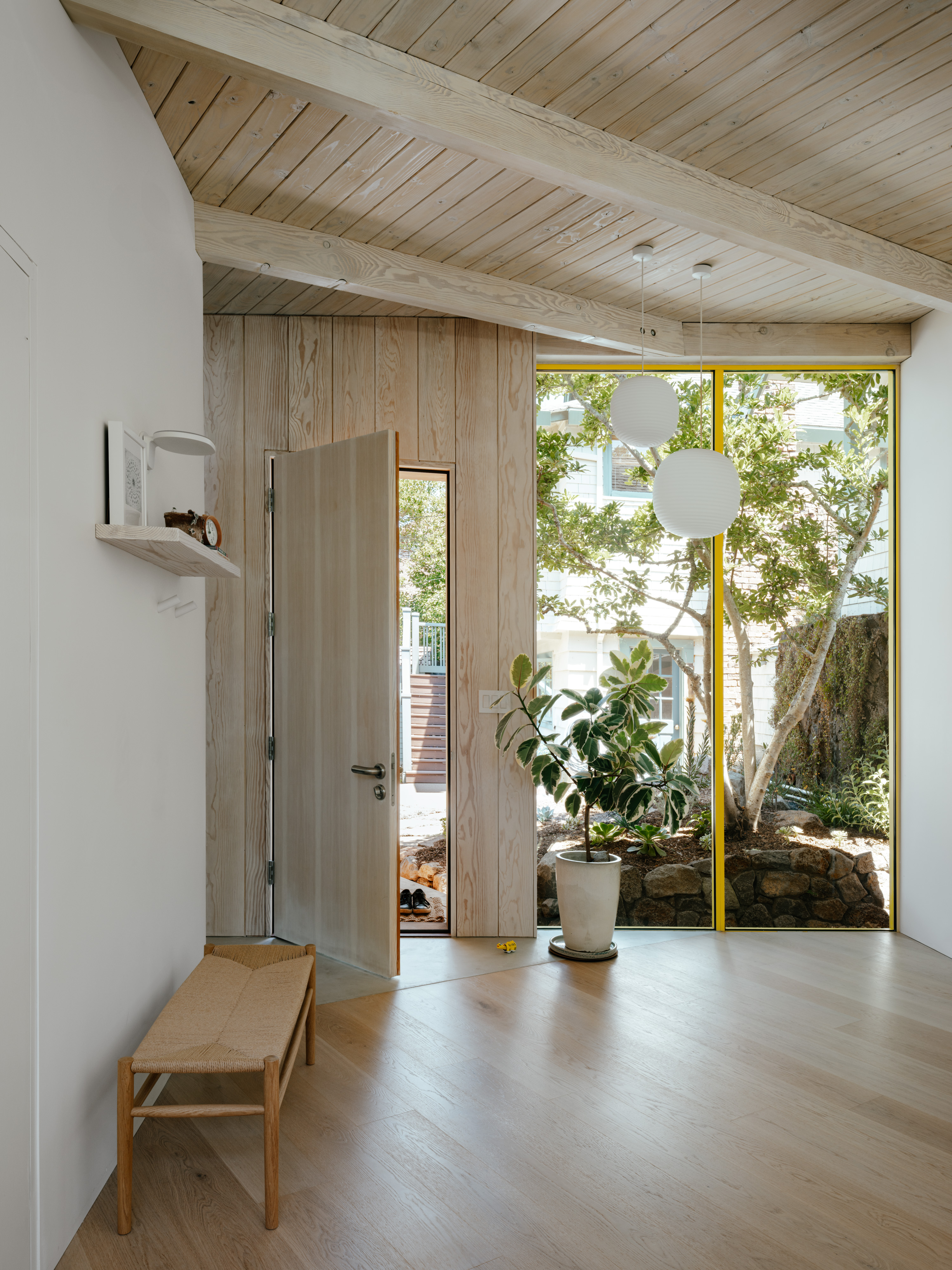 Two-Fold, California, by ONO