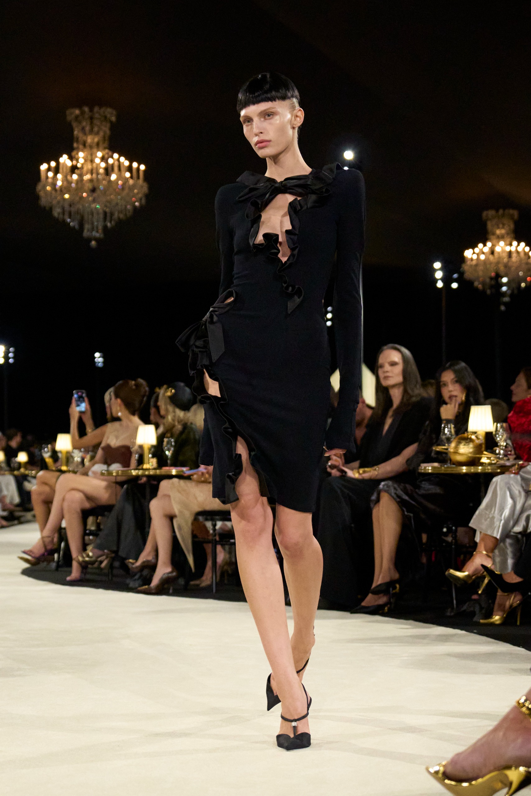 Schiaparelli S/S 27 runway