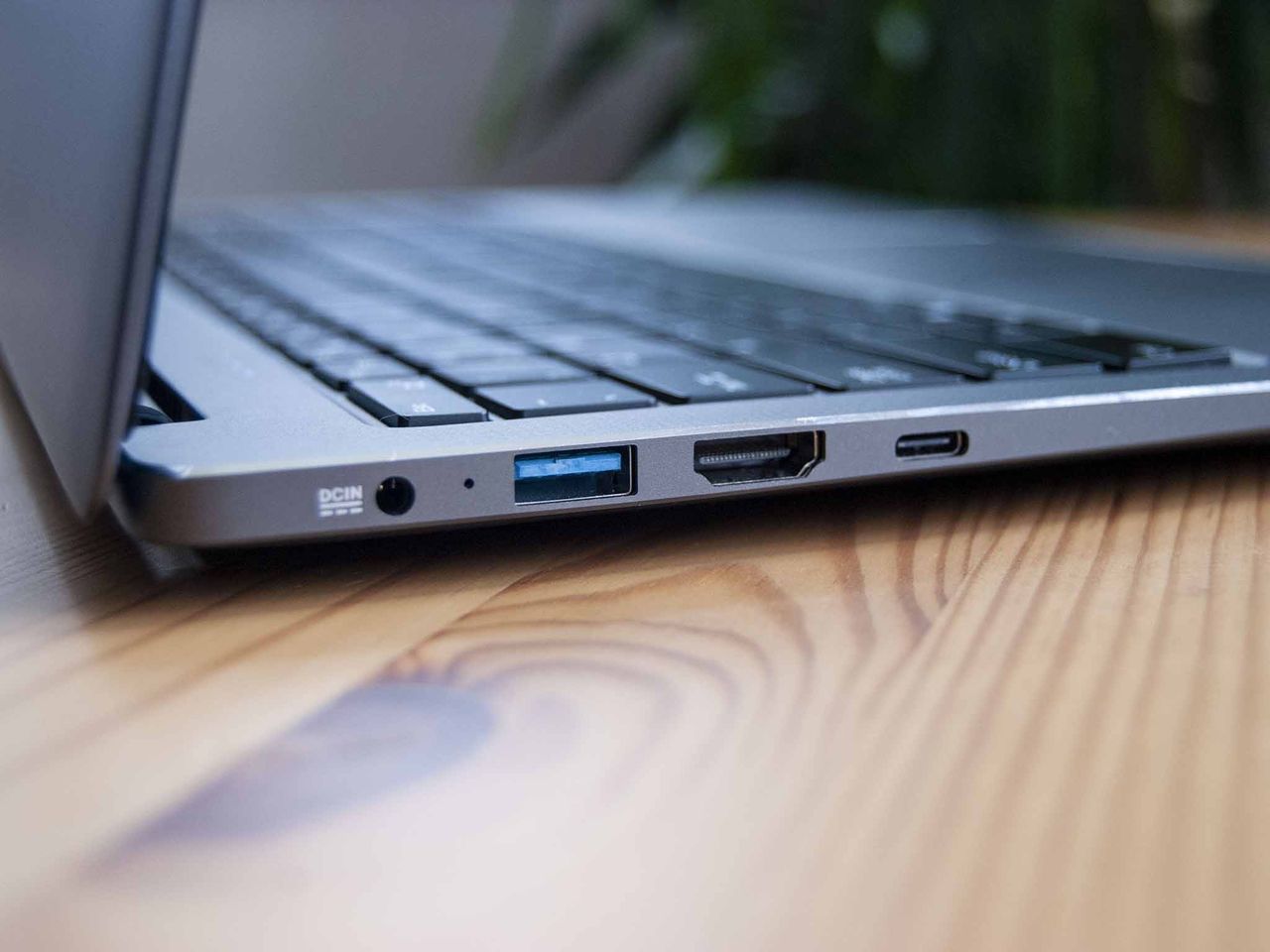 CHUWI AeroBook Pro