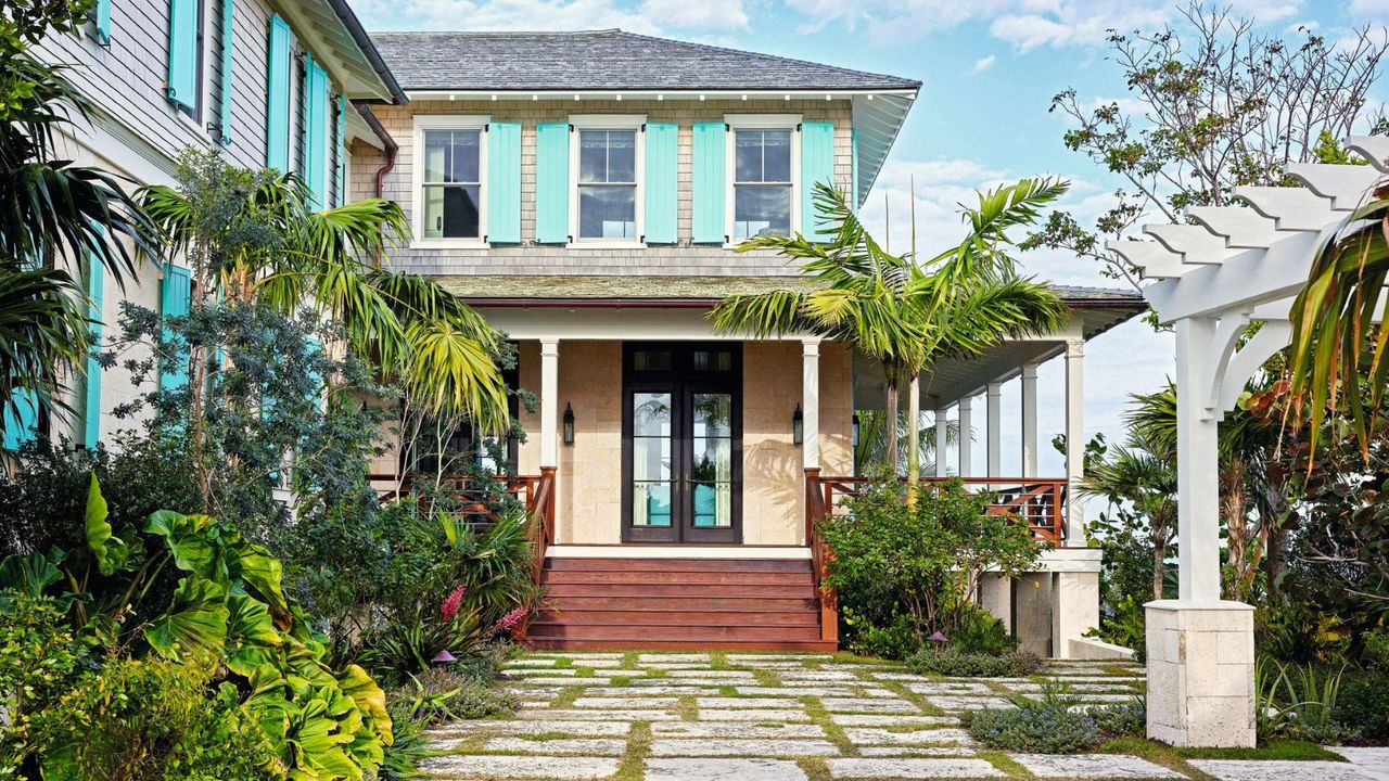 House exterior in Bahamas