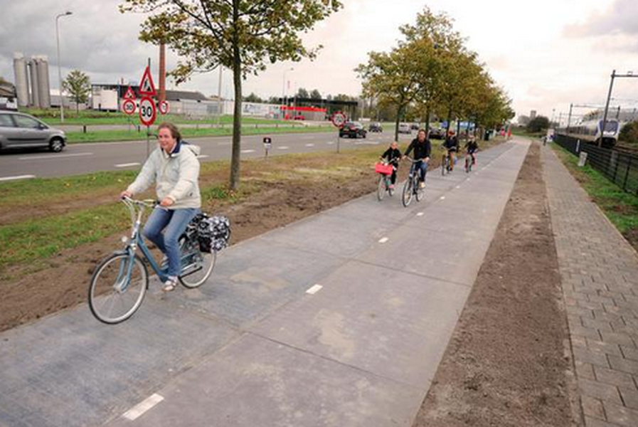 Introducing the world&amp;#039;s first solar bike lane