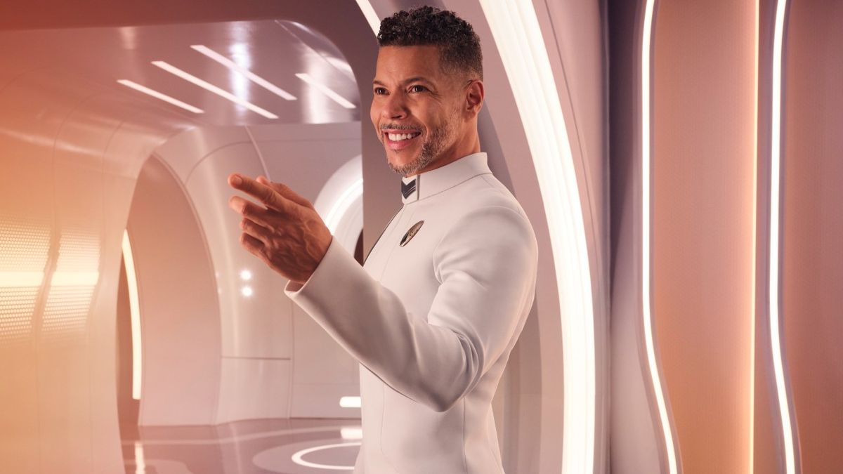 Wilson Cruz of Star Trek: Discovery believes there is more to Hugh Culber’s story, so we discussed whether it could continue at Starfleet Academy