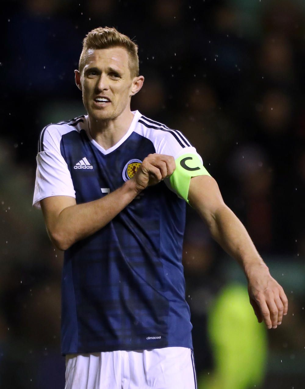 Darren Fletcher not happy with Scotland players who made plastic pitch