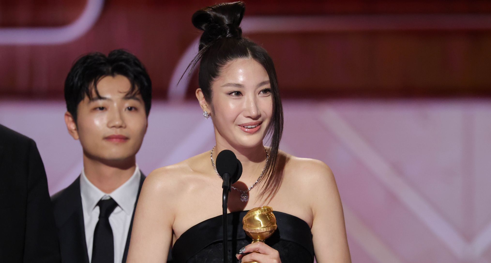 'KPop Demon Hunters' Star EJAE Makes Golden Globe History As the First Korean-American to Win Best Original Song
