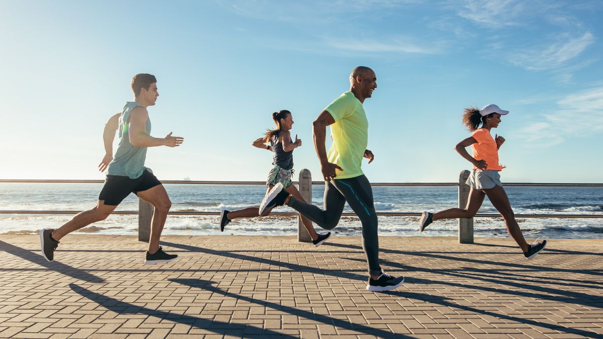 People running 5K