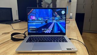 Razer Blade 14 (early 2024) testing the new AMD Fluid Motion Frames 2 update