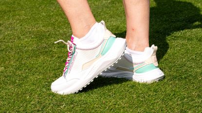 Duca del Cosma Latina golf shoe