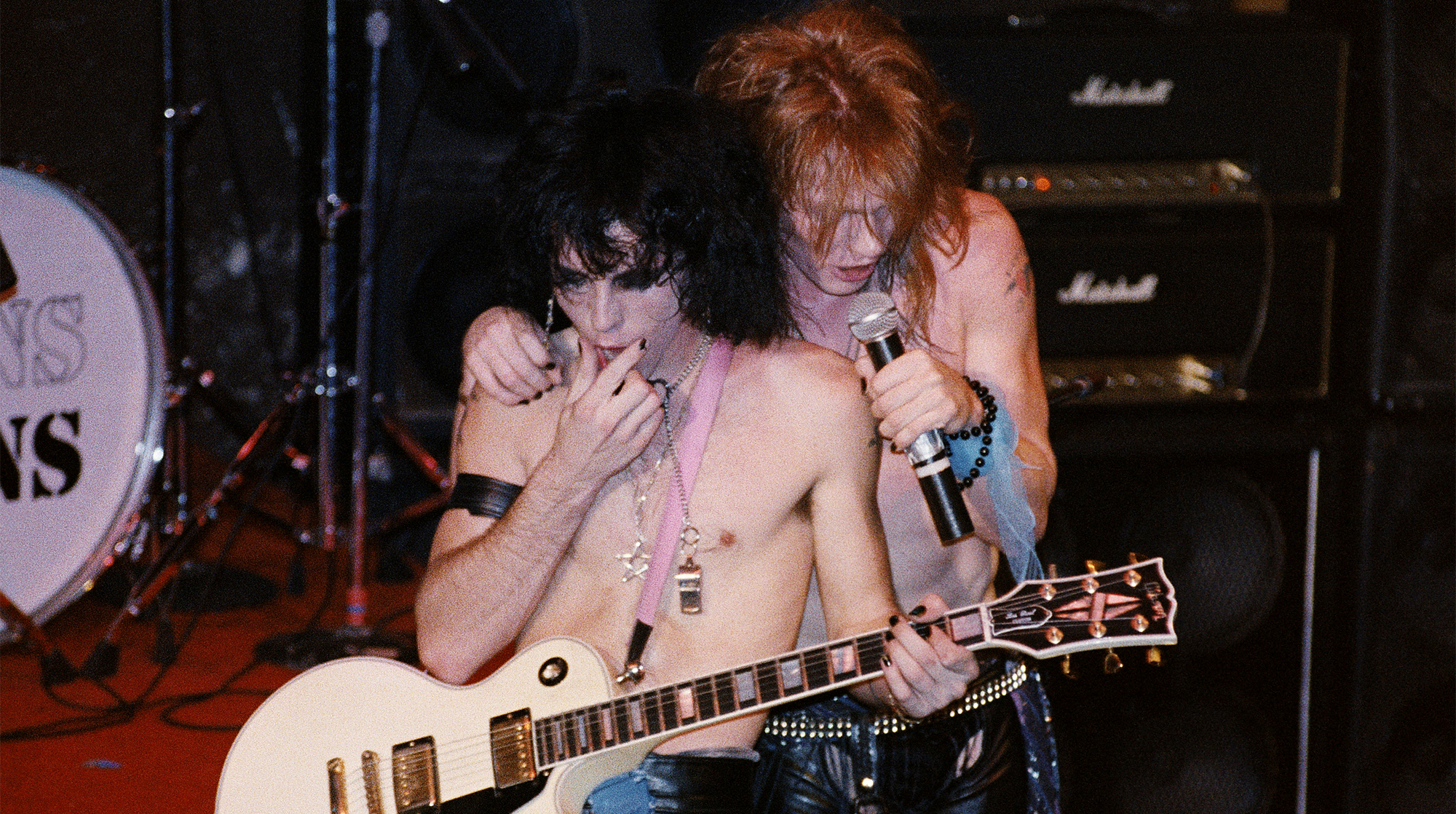 Tracii Guns and Axl Rose of the rock band LA Guns perform at the Troubadour on October 13, 1984 in Los Angeles, California.