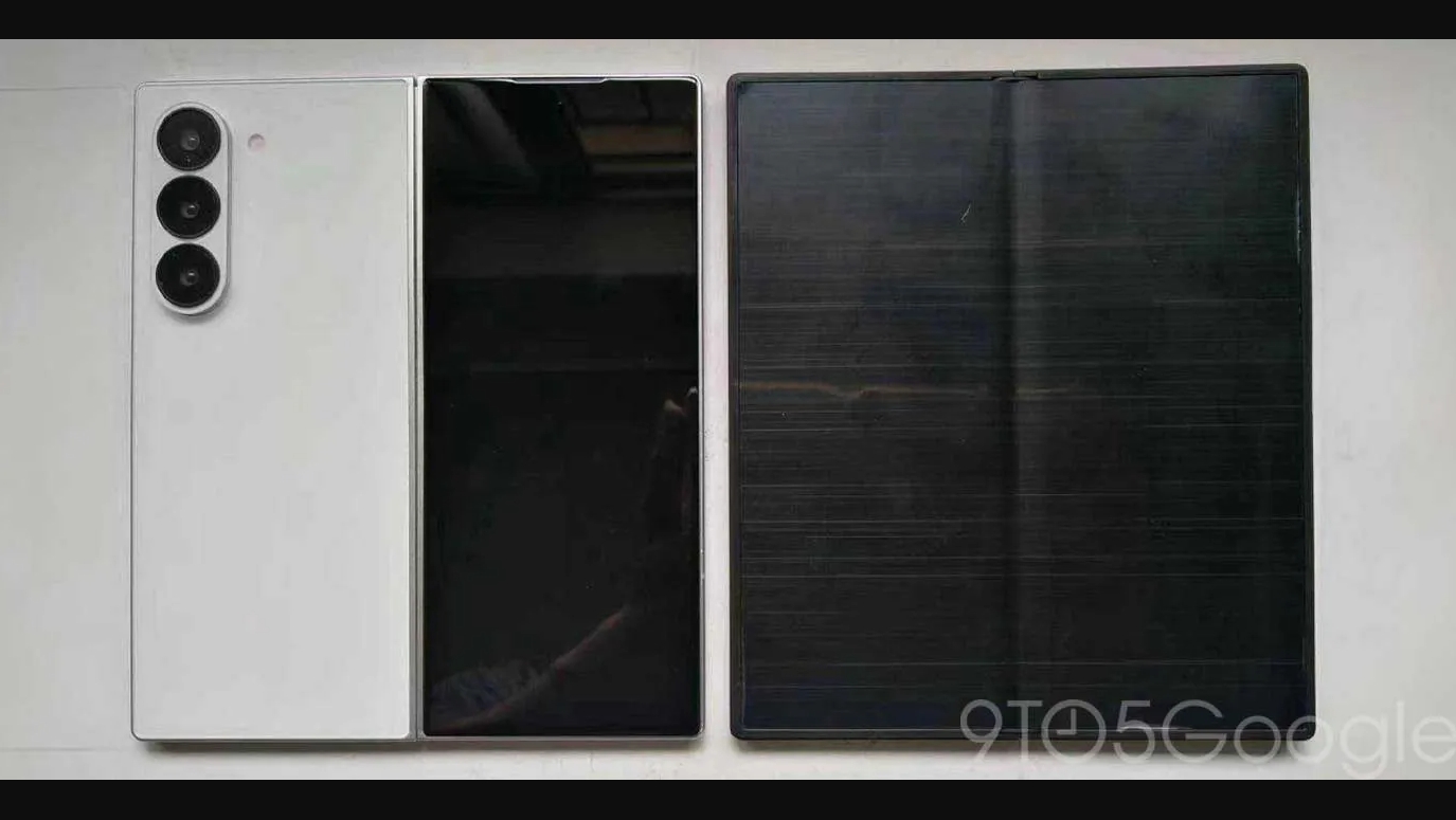 A photo of a Samsung Galaxy Z Fold 6 dummy unit