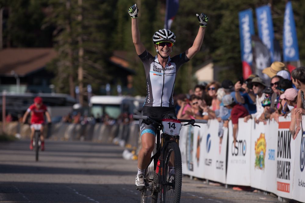Chloe Woodruff distanced Lea Davison in the final lap to win the STXC National Championship by several bike lengths.