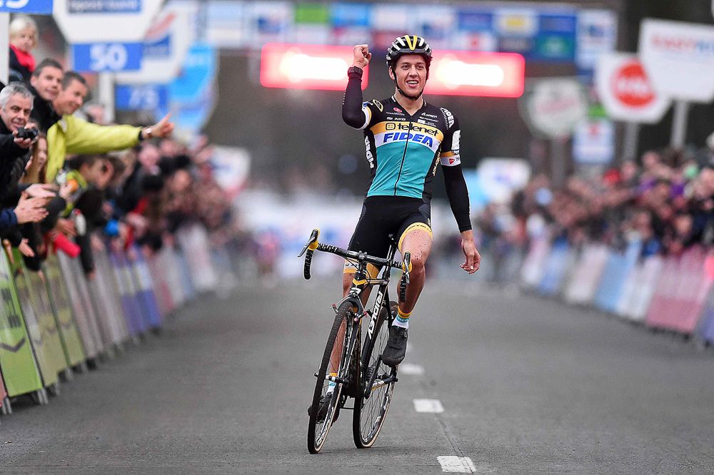 Tom Meeusen wins Azencross in Loenhout
