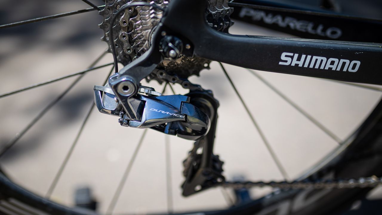 Luke Rowe's Pinarello Dogma F12 XLight