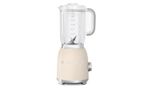 Best blender Smeg BLF01 blender on a white background