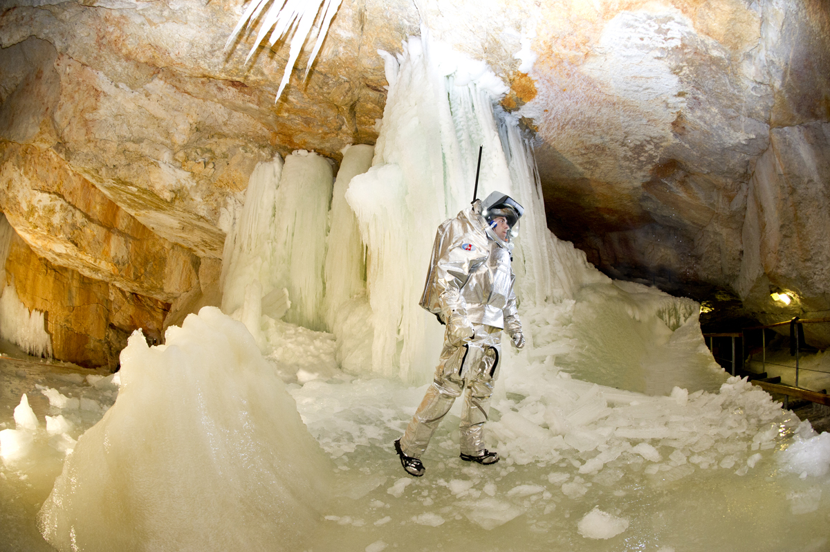 Mock Mars Mission Explores Austrian Ice Caves (Pictures) | Space