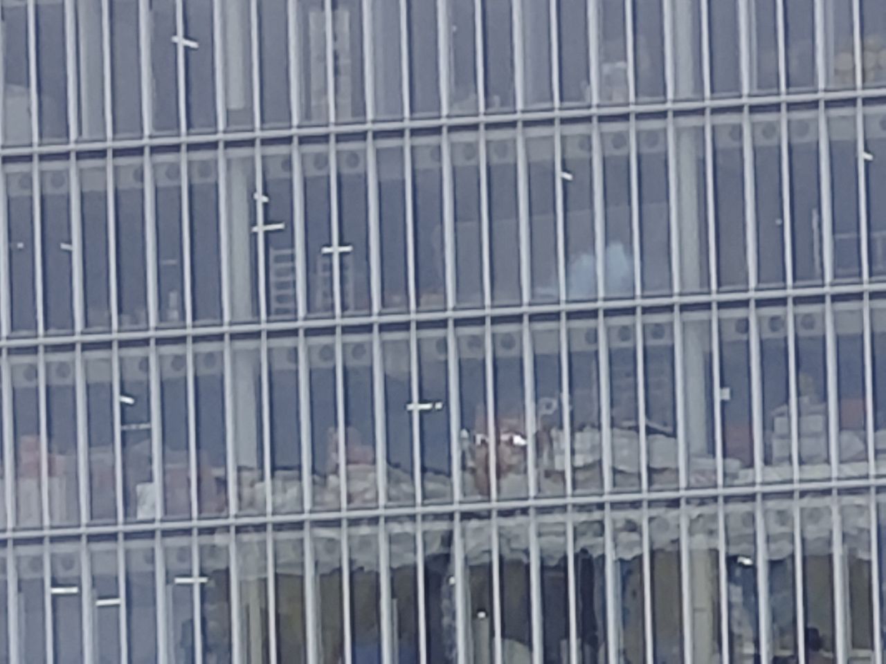 Xiaomi 13 at 30x digital zoom