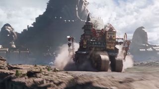 A city chasing another city in Mortal Engines