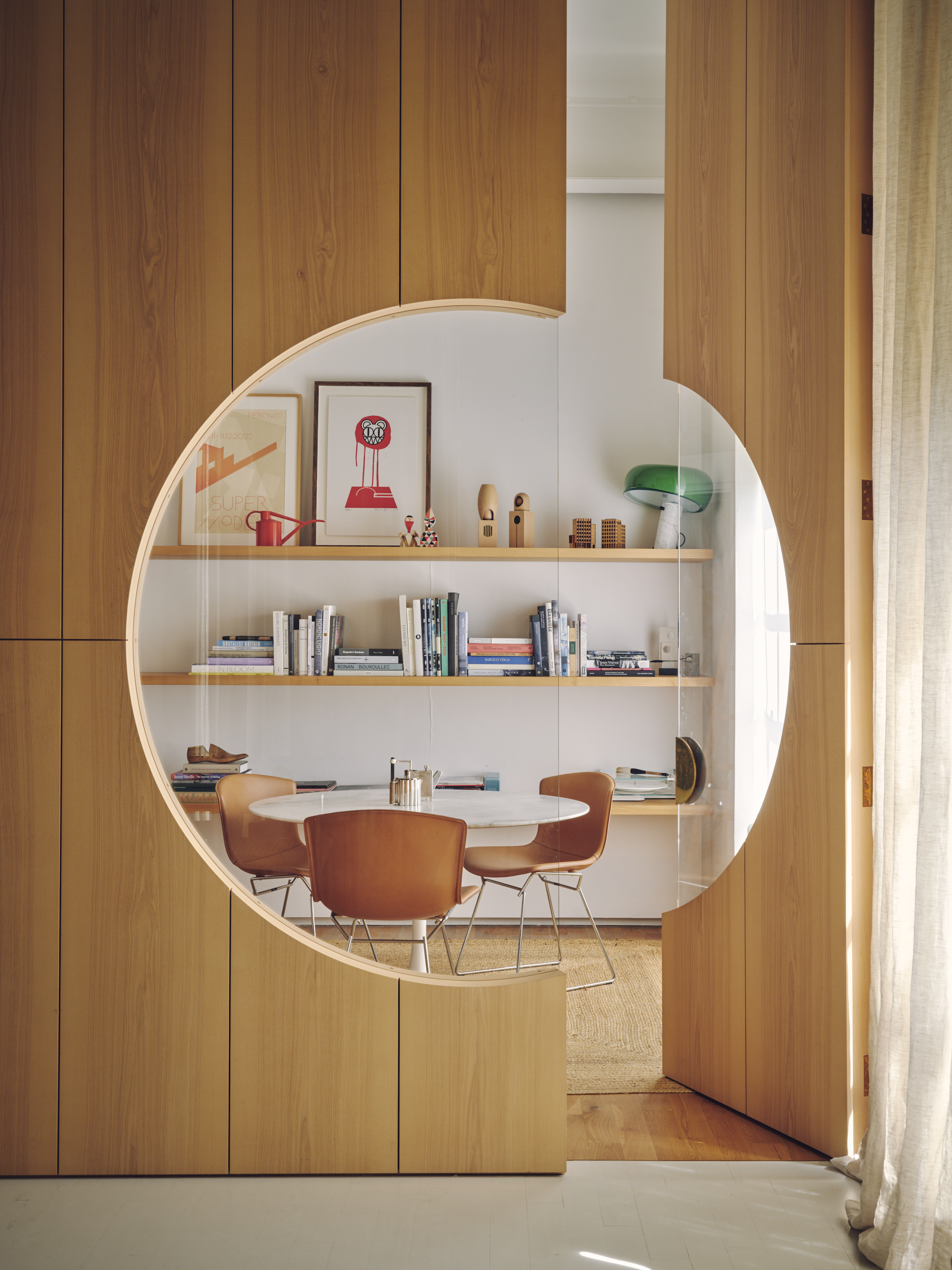 a london apartment by Piercy&amp;amp;Co, titled Apartment 21, with wooden interior and highly crafted details and organic feel