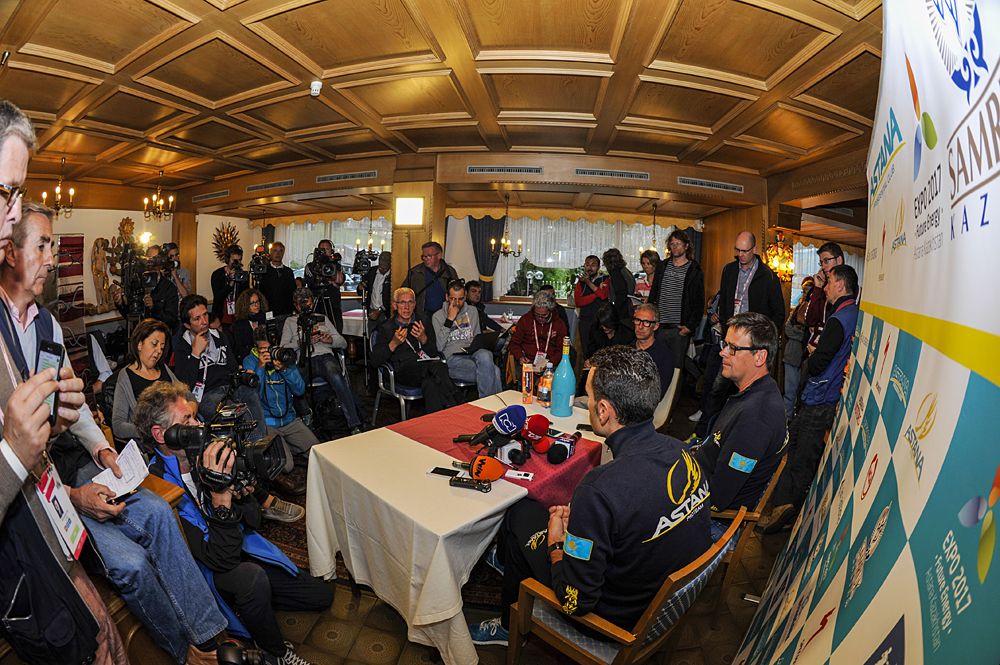 The rest-day press conference with Vincenzo Nibali