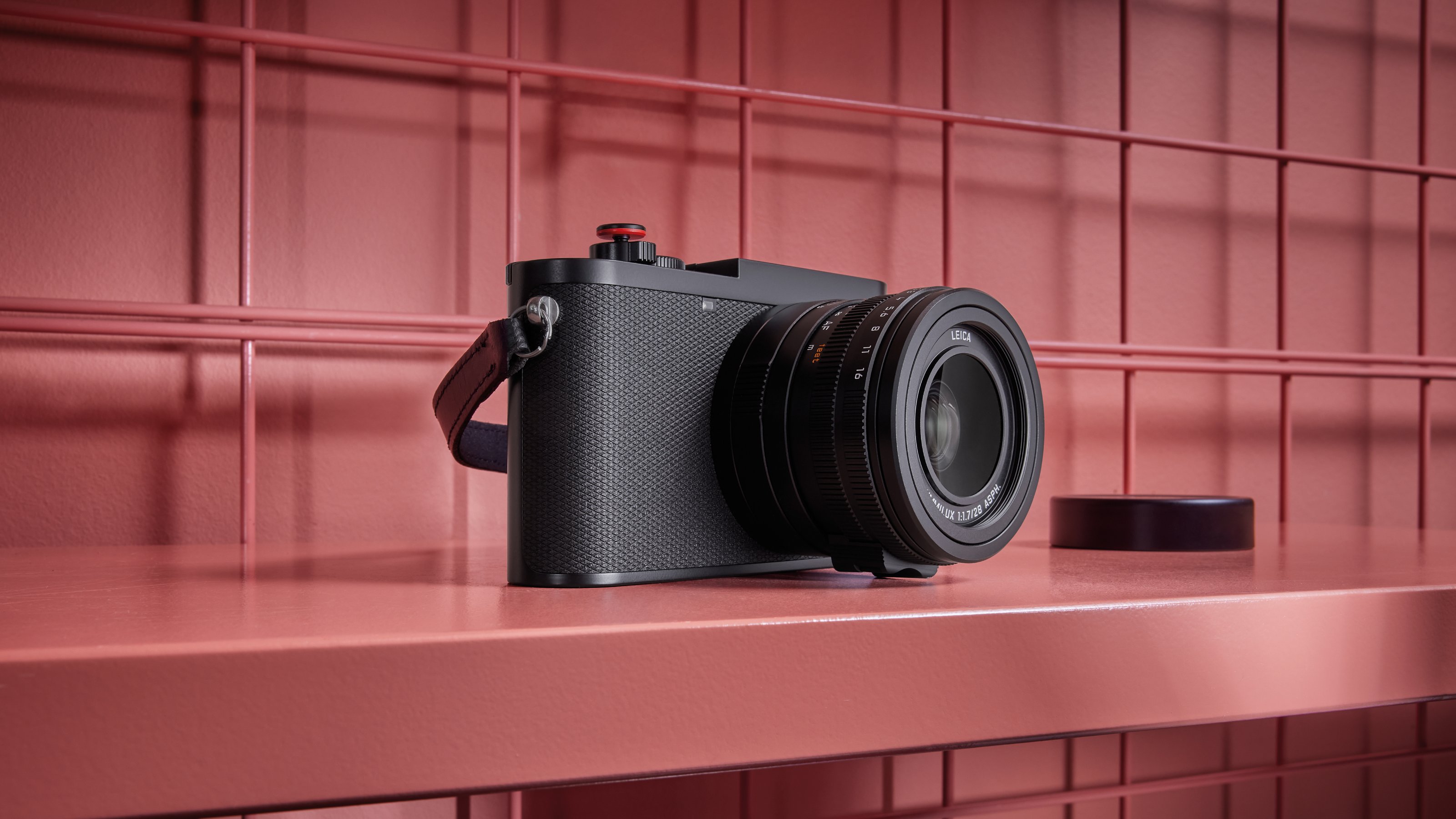 Leica Q3 digital camera offers new speed and sophistication