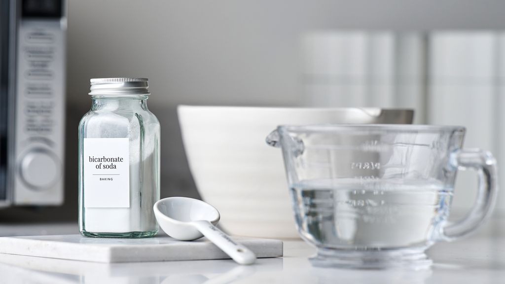 Clean Washing Machine with Vinegar and Baking Soda Cleaning Tips