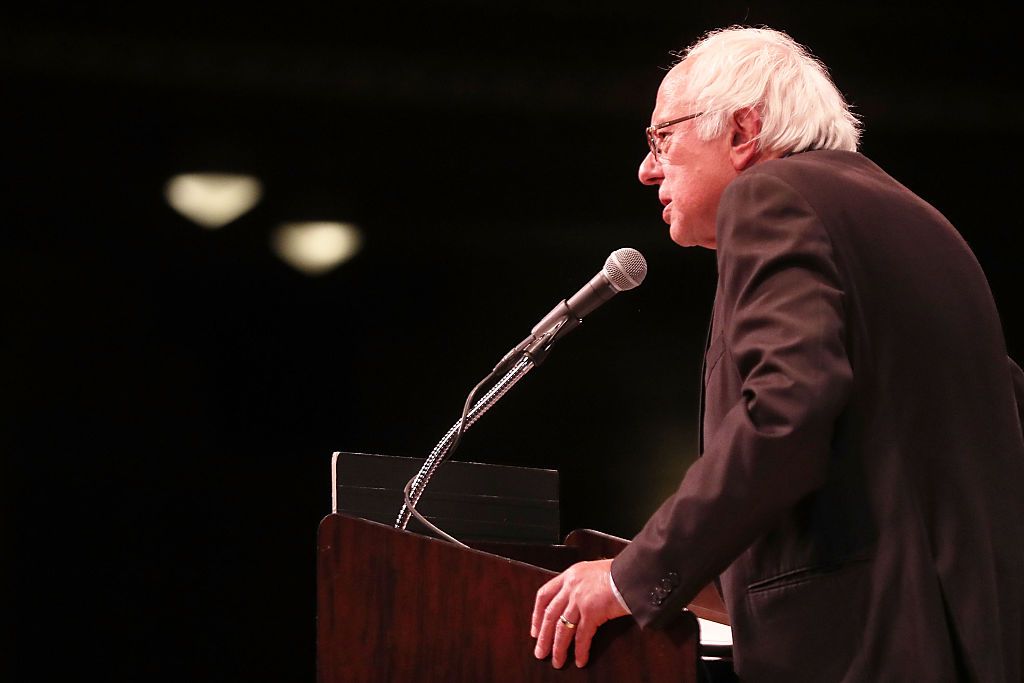 Bernie Sanders promises to vote for Hillary Clinton in November