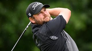 Jordan Smith takes a shot at the BMW International Open