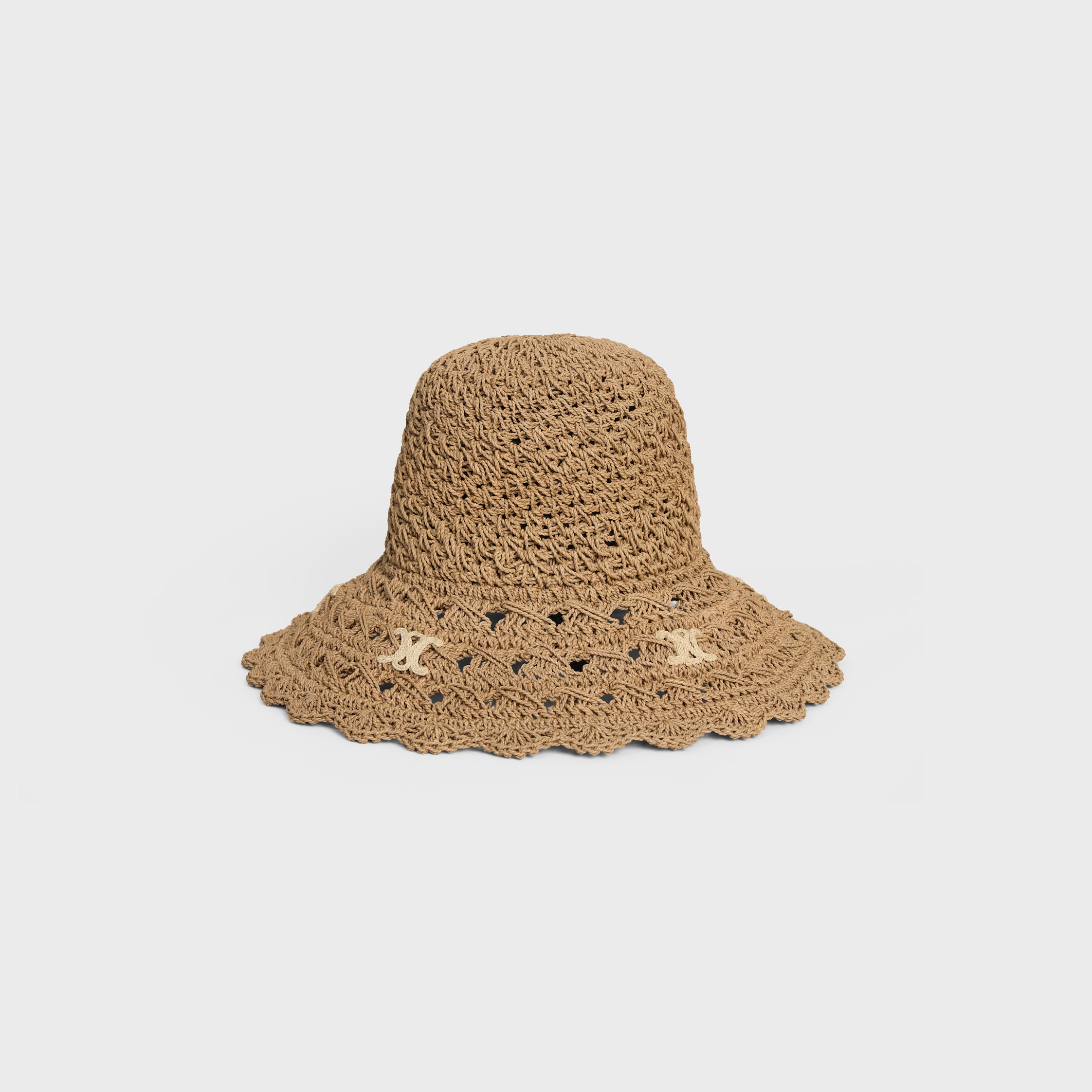 Triumph hat in openwork raffia