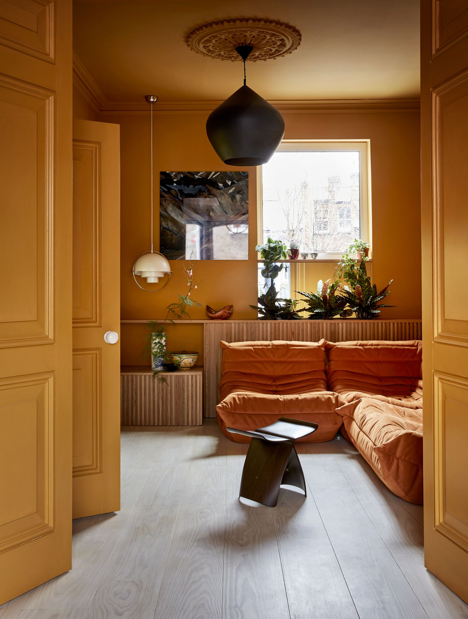 Monochromatic color schemes – advice for this modern look | Livingetc