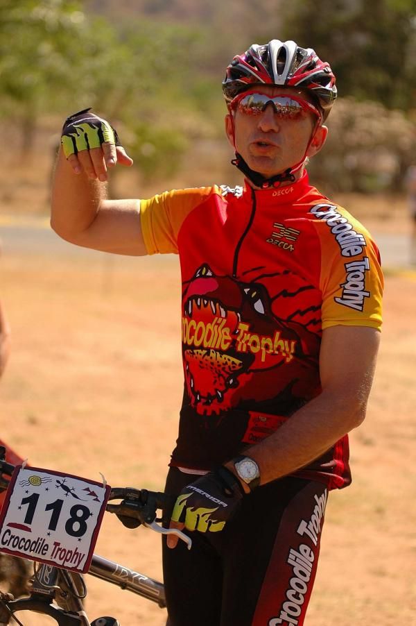 Race supremo Gerhard Schoenbacher joined the ride.