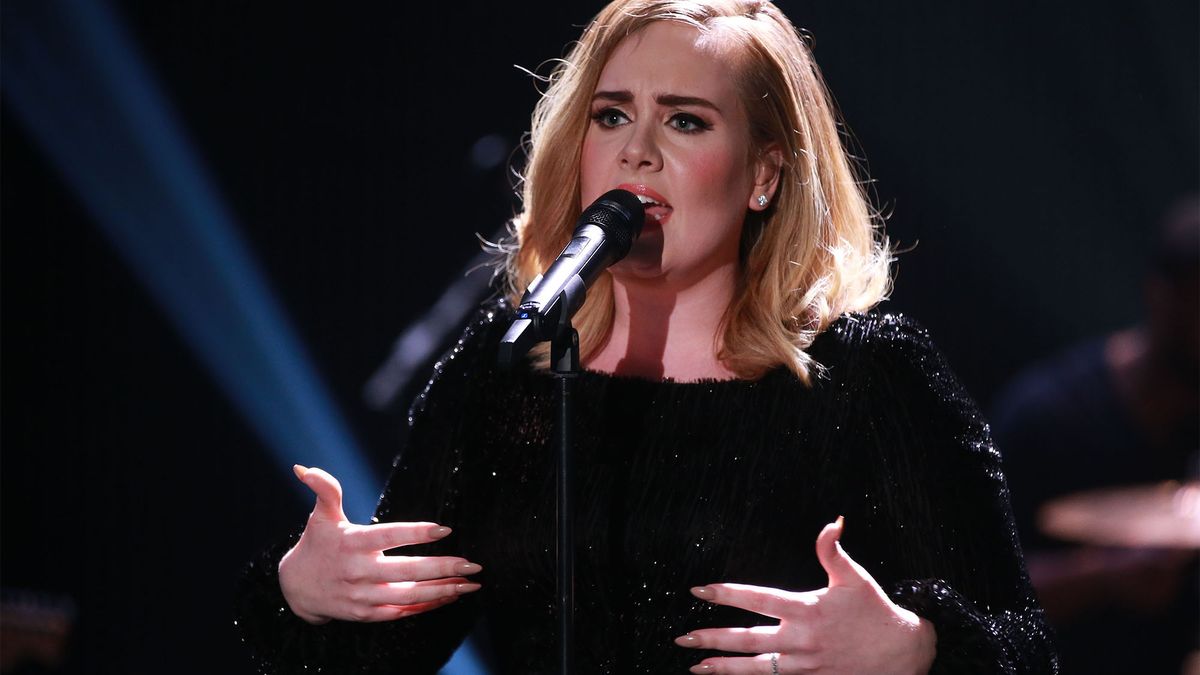 C'est pourquoi Adele élève son fils pour qu'il soit féministe