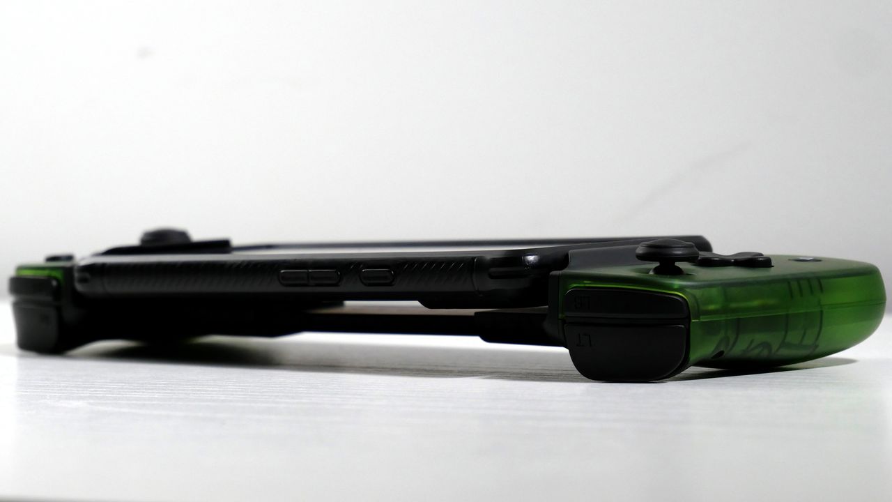 Backbone One Xbox mobile controller, highlighting the slim profile and how the Pixel 6 sits crooked on the base.