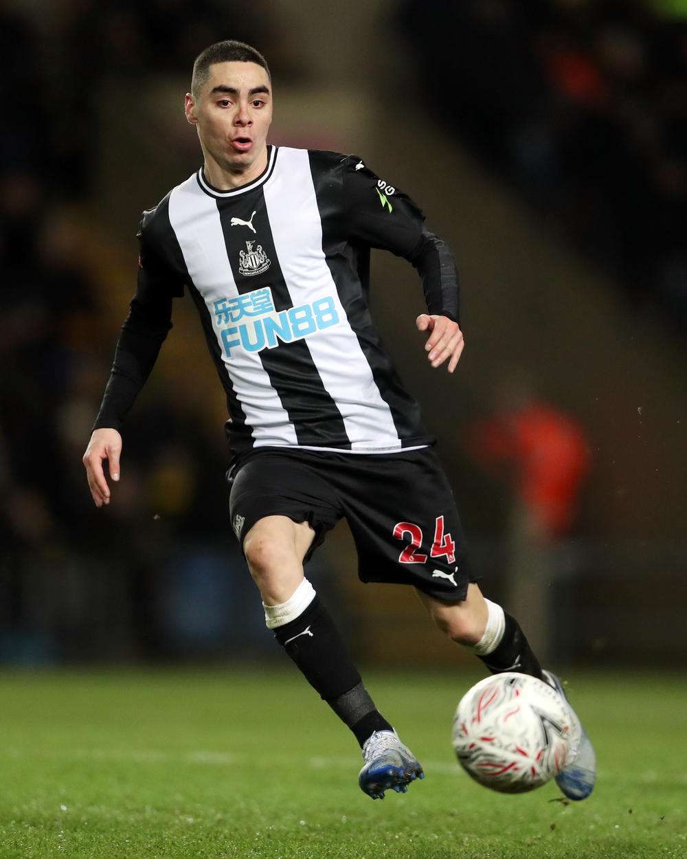 Miguel Almiron Is A Manager S Delight Says Newcastle Boss Steve Bruce Fourfourtwo