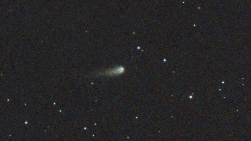 El cometa C/2023 A3 (Tsuchinshan–ATLAS) observado en la constelación de Virgo el 11 de mayo de 2024.