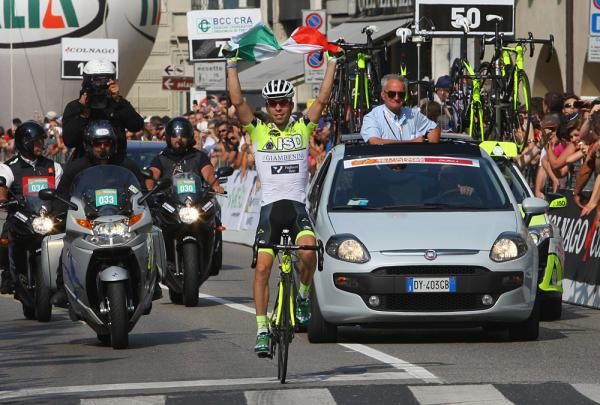 Giovanni Visconti (ISD) soloed to the victory in the Italian road race championship.