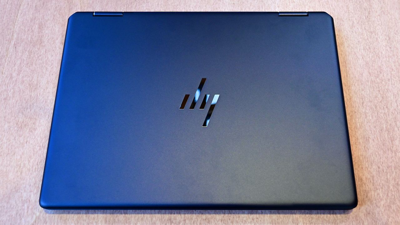 The new Spectre x360 13.5 for 2022.