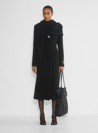 Babaton, Metropolitan Coat