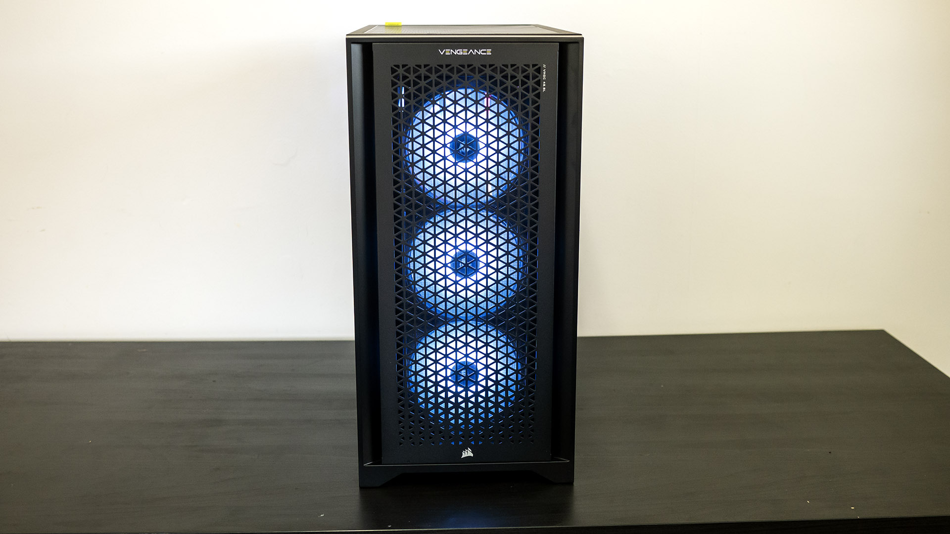 Corsair Vengeance i7500